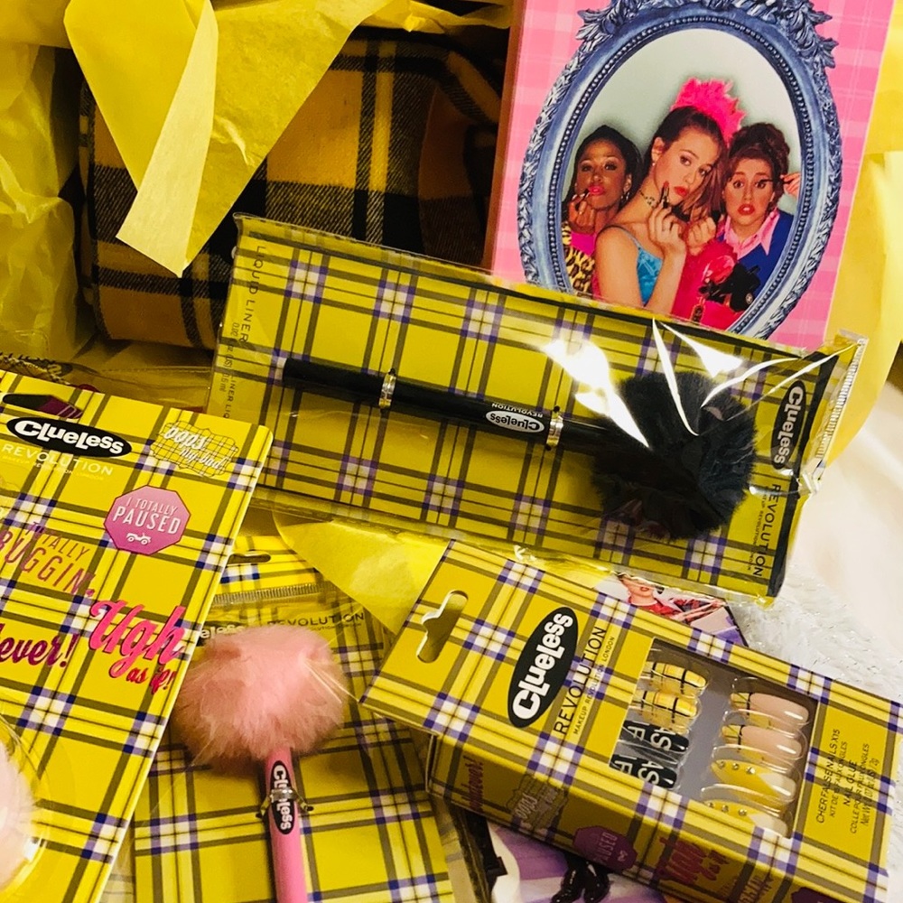 💛 Clueless 💛 beauty & accessory hoard